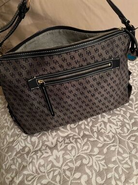 Dooney&Bourke Black Vintage Shoulder Bag